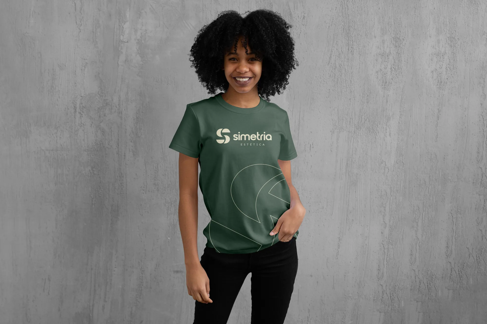 Visualização da marca Simetria em camiseta
